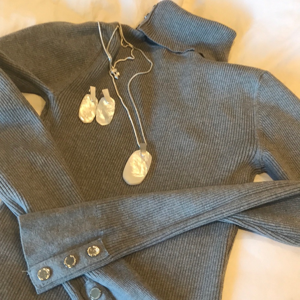 WHBM gray turtleneck sweater